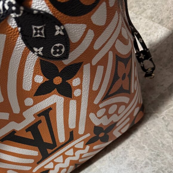 AUTHENTIC LOUIS VUITTON Crafty NEVERFULL-PRISTINE CONDITION - Picture 8 of 8